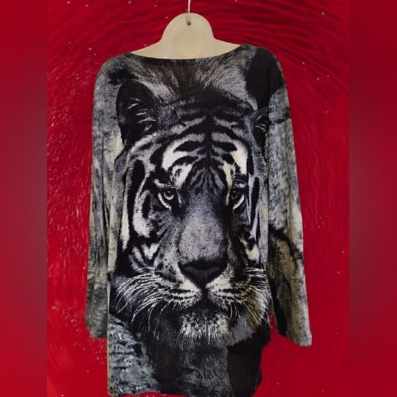 SWEATER with TIGER & RHINESTONE Whiskers SOFT! 2 sides rushed - Picture 10 of 14